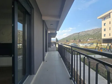 Izdavanje, jednosoban stan, 40m², Tološi, Podgorica - image 14