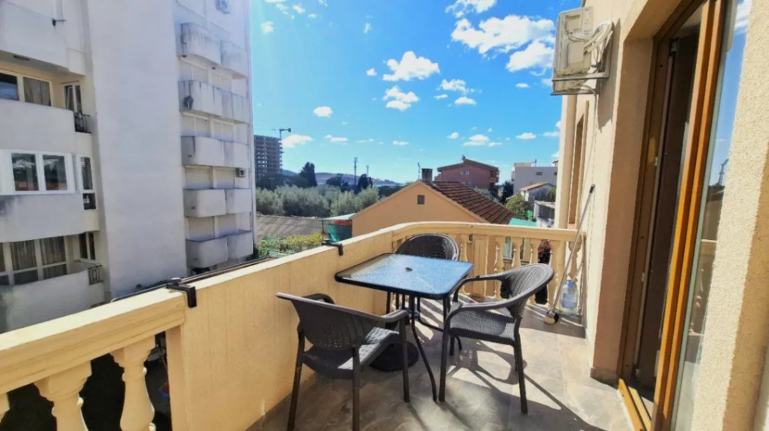 Rent, one bedroom apartment, 45m², Ilino, Bar