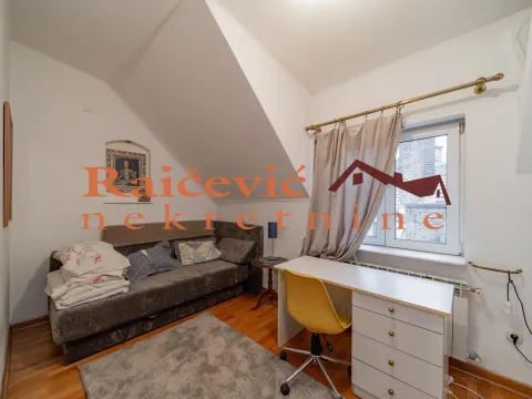 Prodaja, stan, 108m², Stari Grad, Beograd - image 16