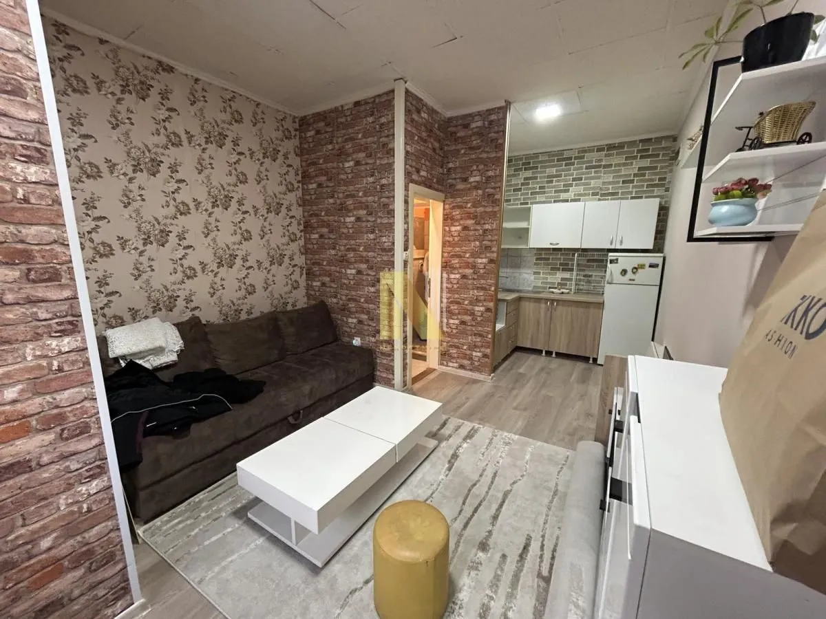 Izdavanje, garsonjera, 28m², Novo naselje, Novi Sad