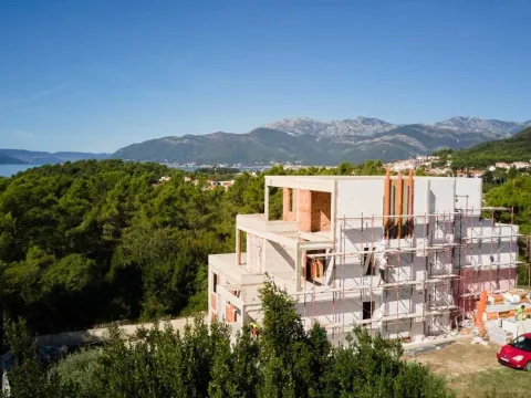 Prodaja, dvosoban stan, 90m², Tivat, Crna Gora - image 18