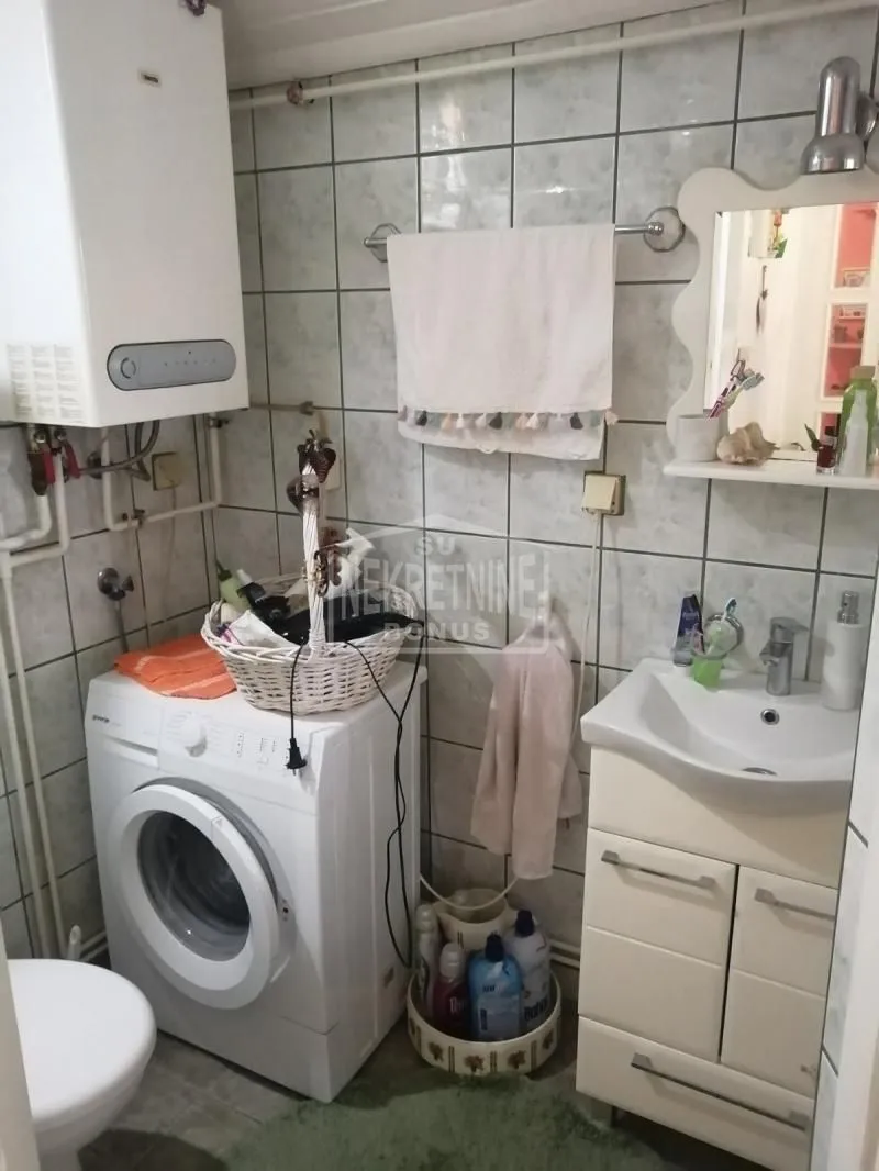 Prodaja, četvorosoban stan, 94m², Centar, Subotica