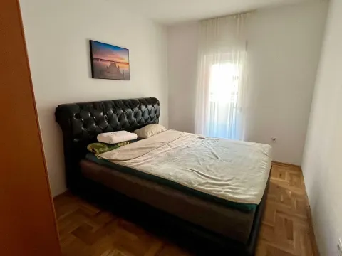 Rent, one bedroom apartment, 60m², Kruševac, Podgorica - image 10