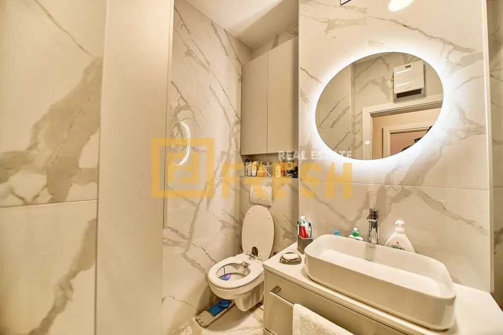 Prodaja, dvosoban stan, 64m², Stara Varoš, Podgorica