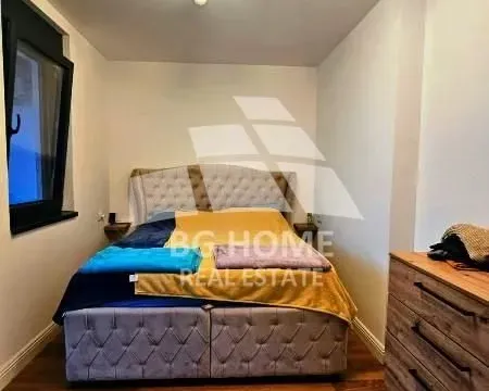 Prodaja, trosoban stan, 76m², Zemun Centar, Zemun Sve Podlokacije - image 6