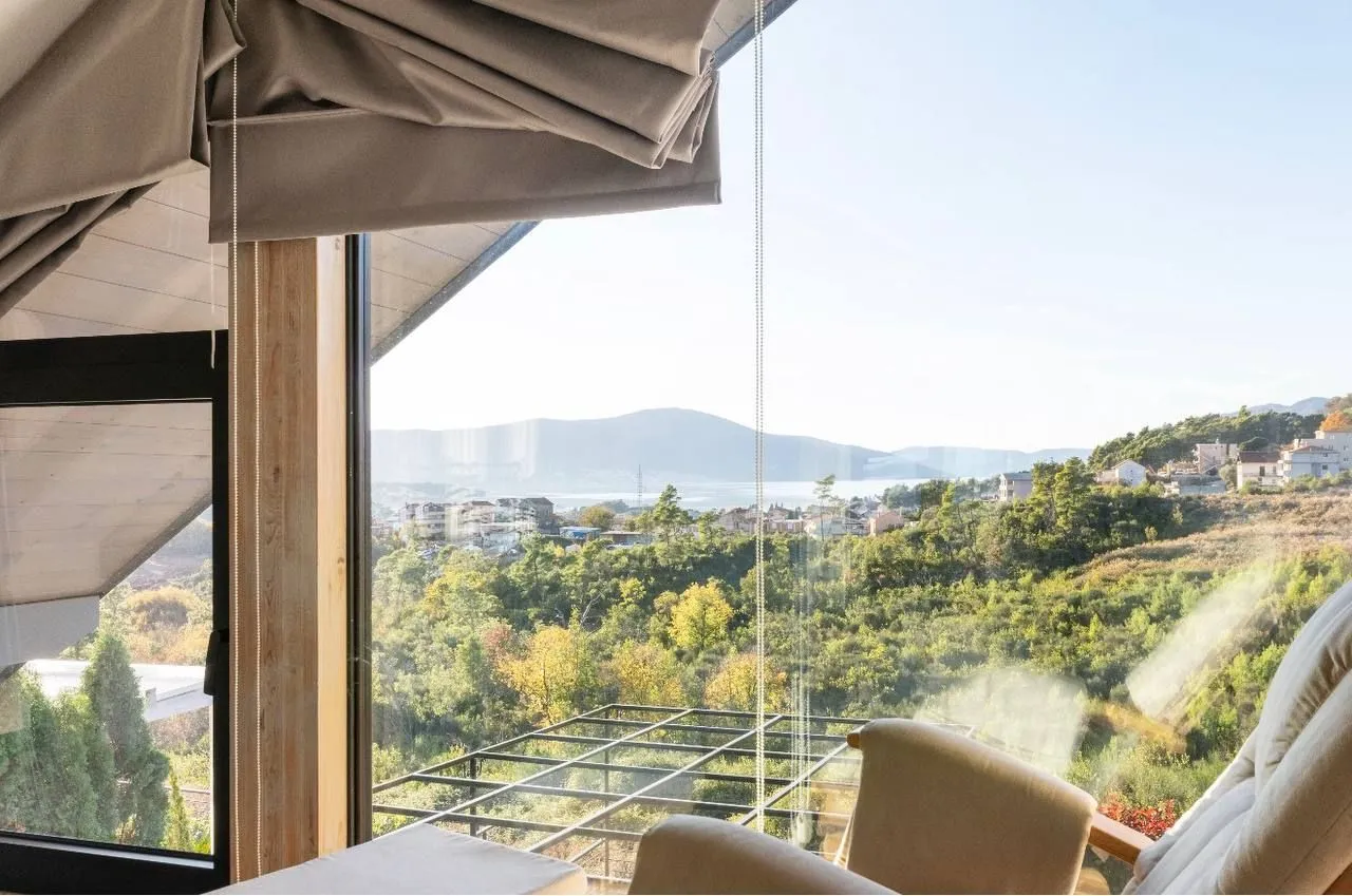 Prodaja, kuća, 172m², Kalimanj, Tivat