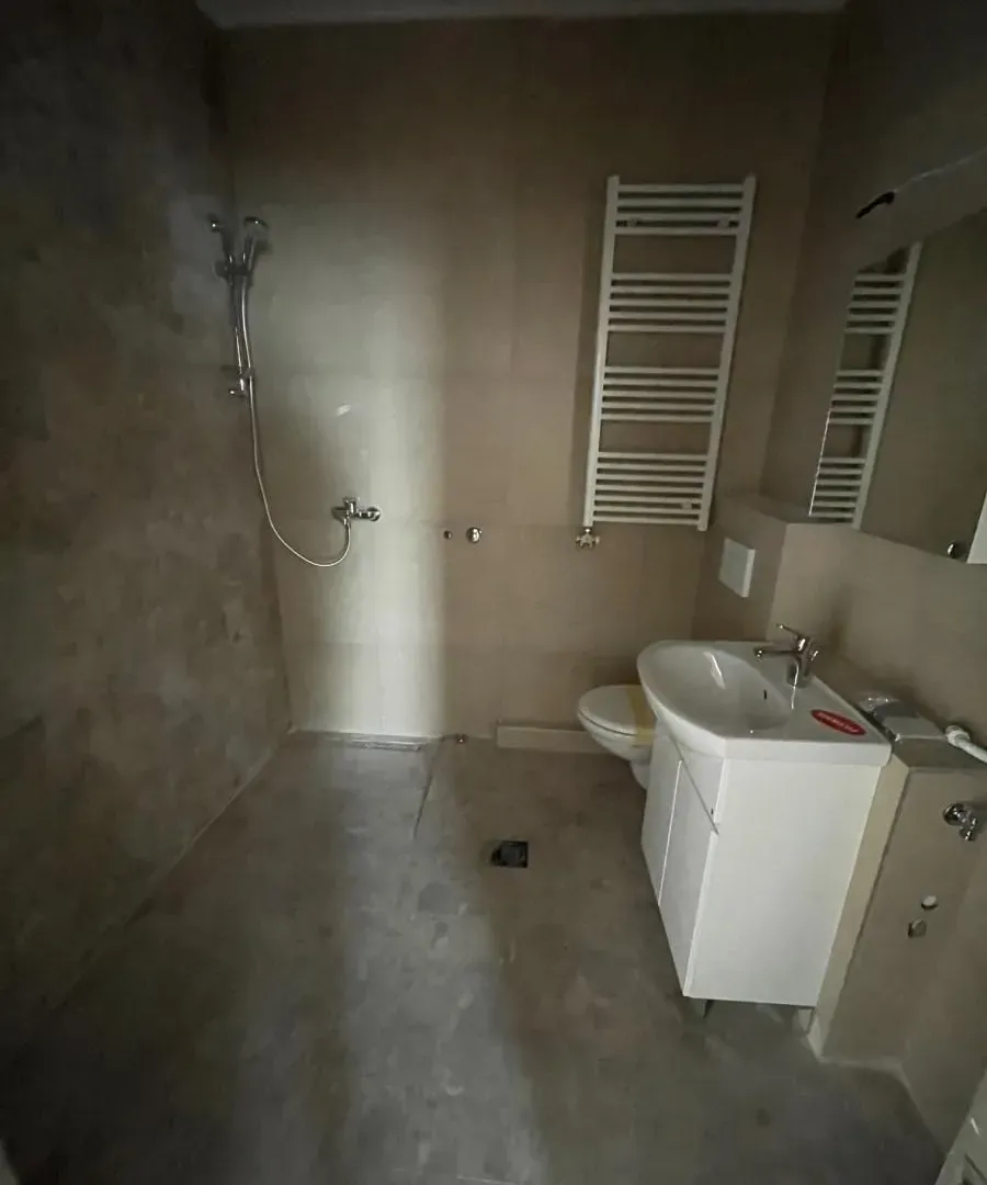 Prodaja, trosoban stan, 73m², Adamovićevo Naselje, Novi Sad Sve Podlokacije