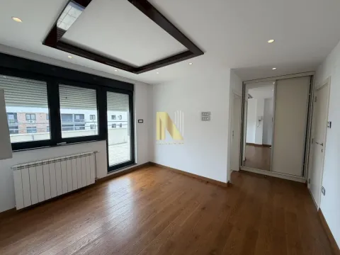 Izdavanje, stan, 240m², Telep, Novi Sad Sve Podlokacije - image 9