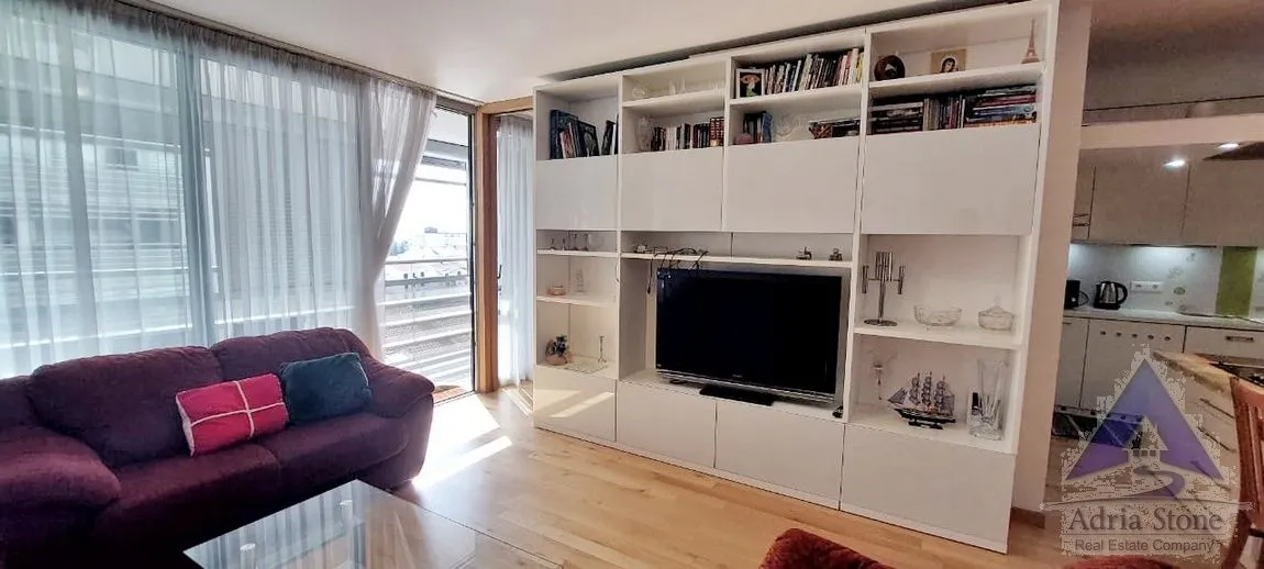 Rent, two bedroom apartment, 75m², Rozino, Budva