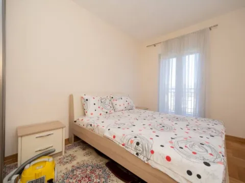Izdavanje, jednosoban stan, 48m², Blok 9, Podgorica - image 11