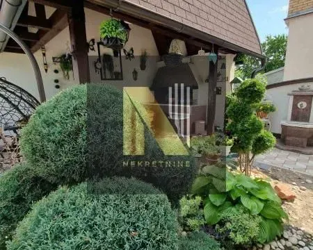 Prodaja, kuća, 112m², Veternik, Novi Sad Sve Podlokacije - image 1