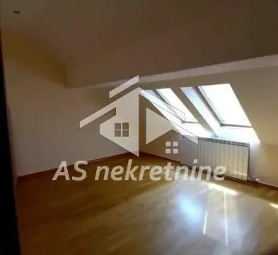 Izdavanje, četvorosoban stan, 115m², Savski Venac, Beograd - image 9