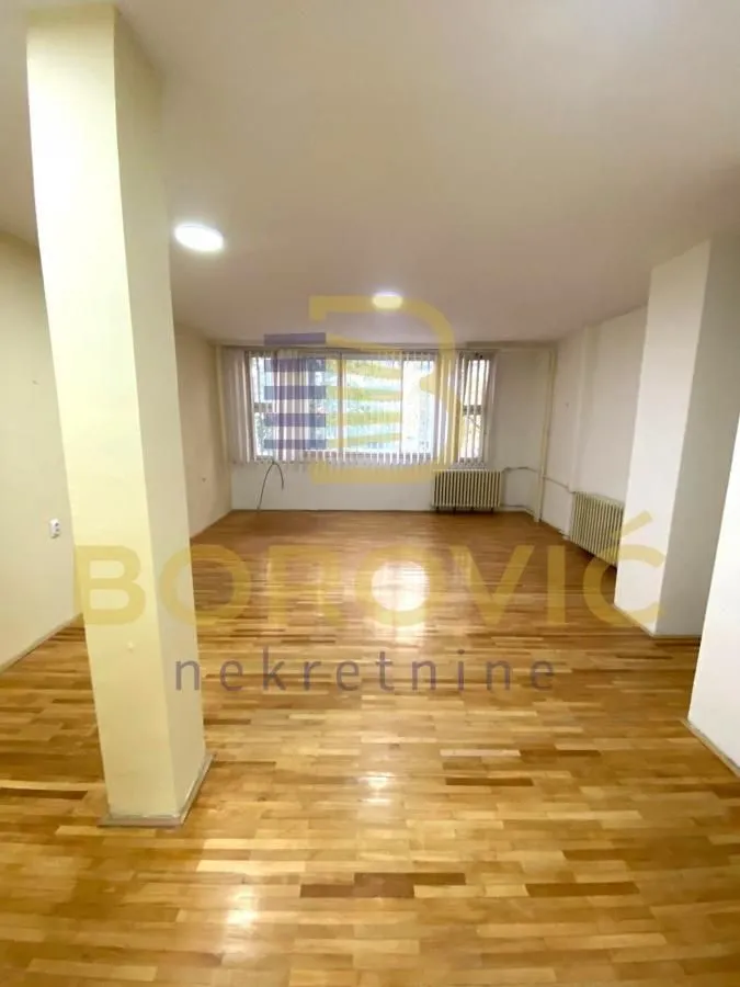 Rent, office space, 60m², Čukarica, Beograd