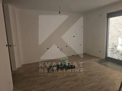 Sale, two bedroom apartment, 52m², Gorica C, Podgorica - image 9