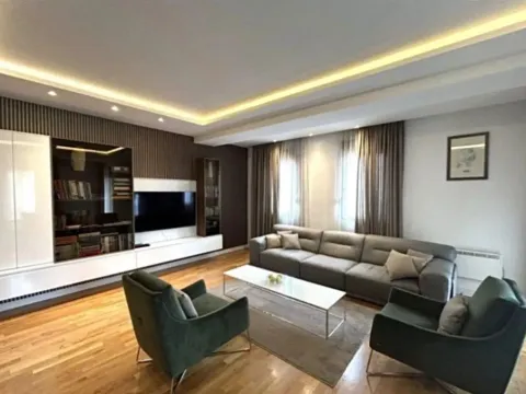 Izdavanje, dvosoban stan, 70m², Preko Morače, Podgorica - image 4