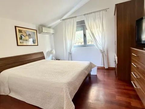 Prodaja, dvosoban stan, 62m², Dobrota, Kotor - image 12