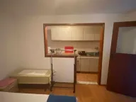 Izdavanje, kuća, 400m², Dobrota, Kotor - image 5