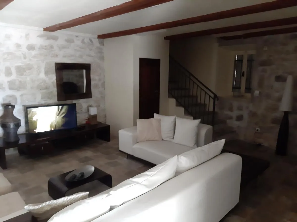 Prodaja, kuća, 260m², Morinj, Kotor