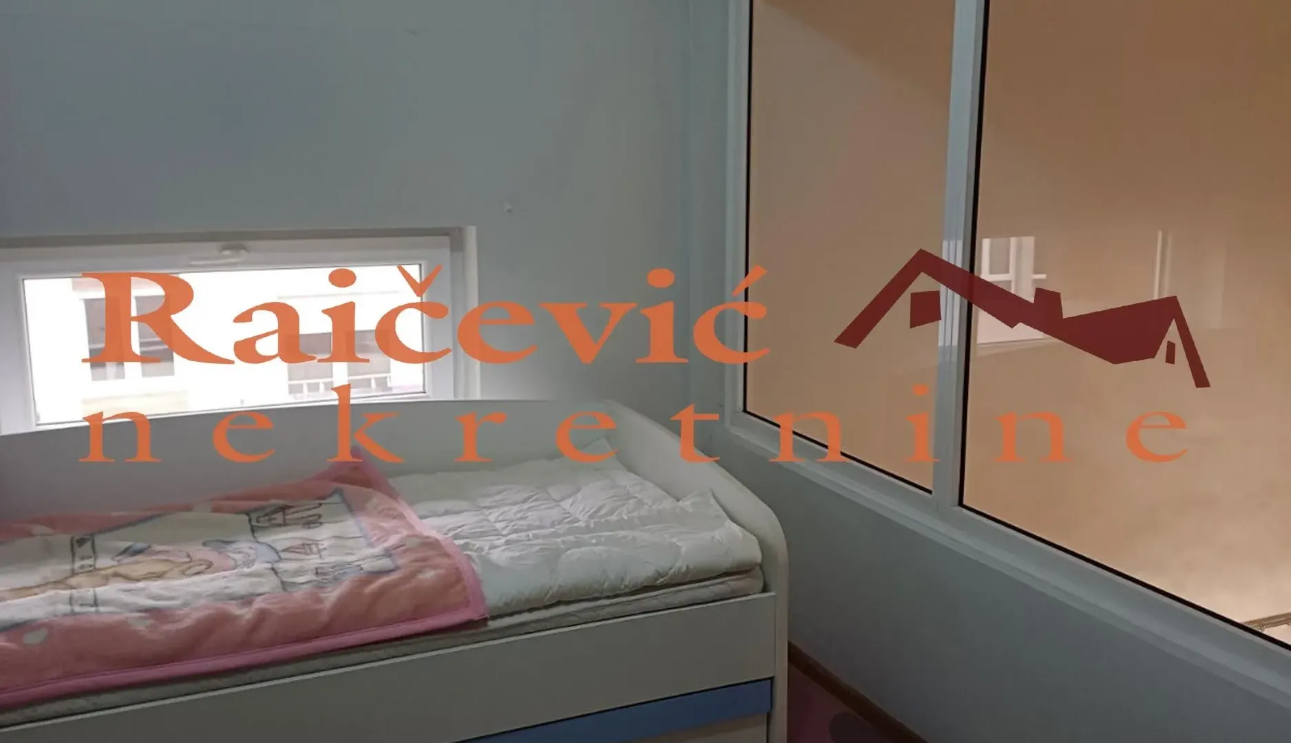Prodaja, trosoban stan, 84m², Zemun Gornji Grad, Zemun Sve Podlokacije