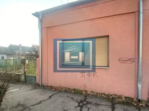 Sale, house, 62m², Dom Zdravlja, Ćuprija - image 1