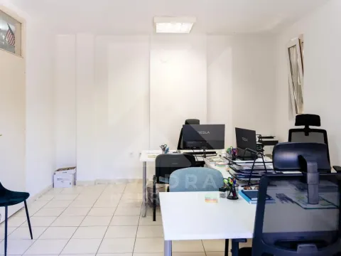 Prodaja, poslovni prostor, 47m², Preko Morače, Podgorica - image 2