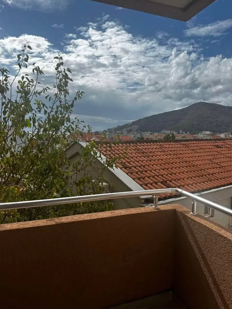 Sale, one bedroom apartment, 48m², Lazi, Budva