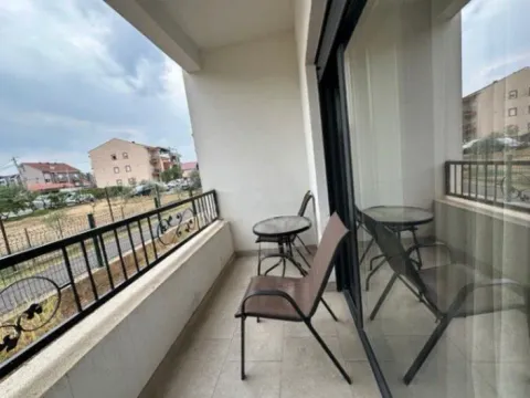 Izdavanje, dvosoban stan, 76m², Dalmatinska ulica, Podgorica - image 2