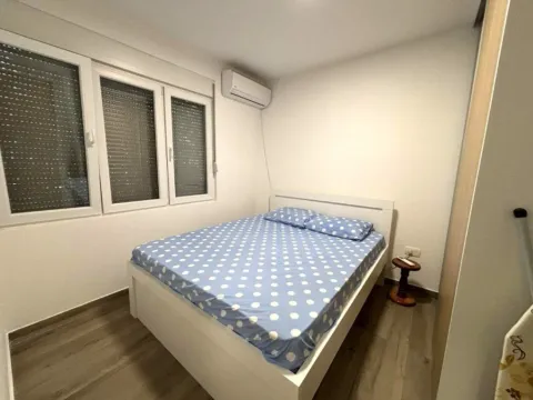 Izdavanje, dvosoban stan, 68m², Autobuska stanica, Podgorica - image 10