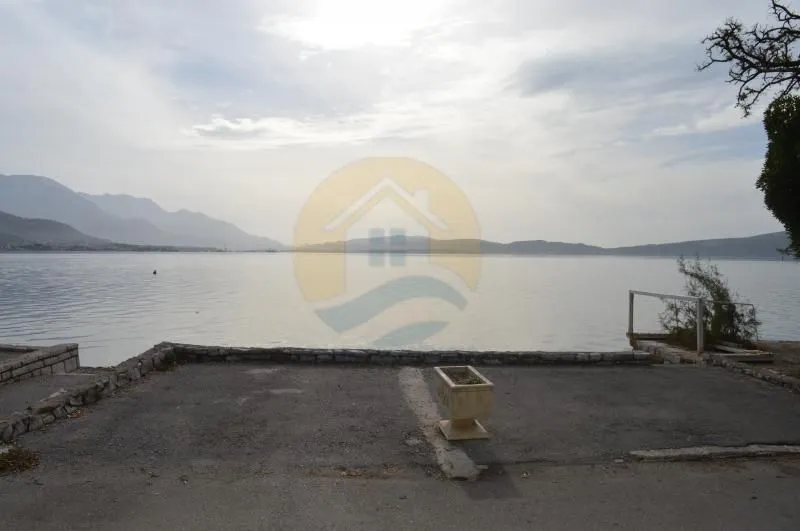 Prodaja, kuća, 300m², Bijela, Herceg Novi