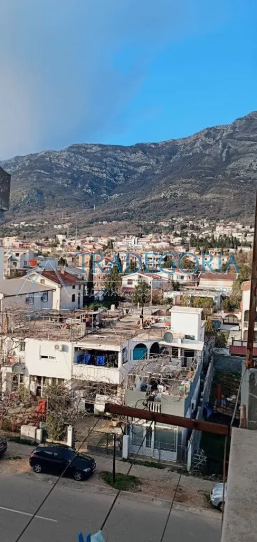 Prodaja, dvosoban stan, 53m², Sutomore, Bar