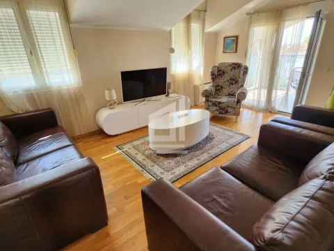 Prodaja, dvosoban stan, 89m², Gorica C, Podgorica - image 2