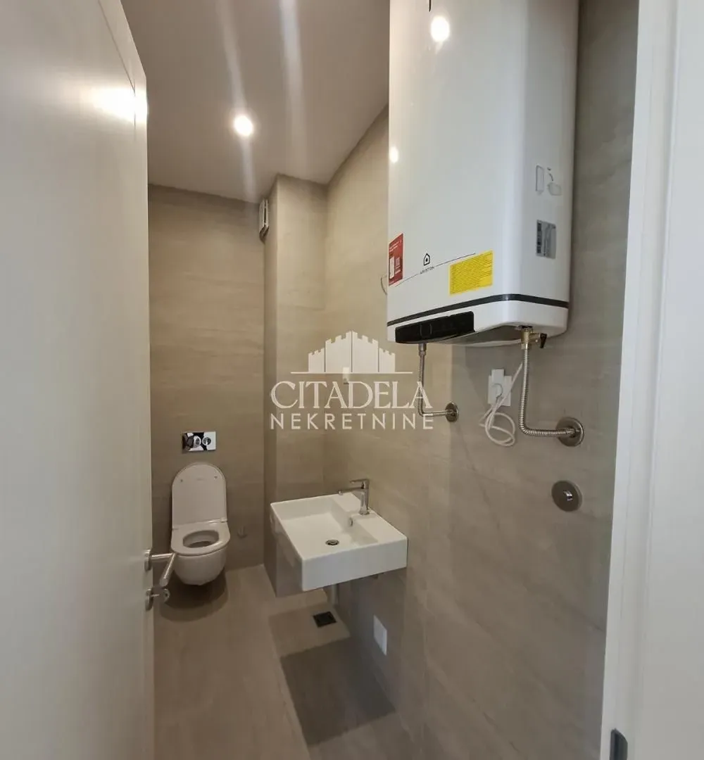 Sale, four bedroom apartment, 175m², Banovo Brdo, Beograd
