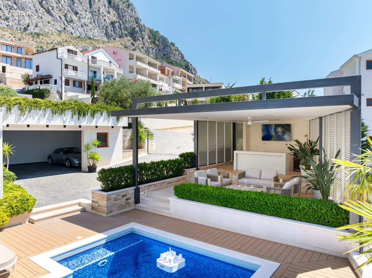Sale, house, 400m², Blizikuće, Budva