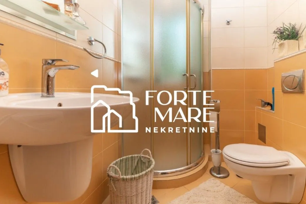 Prodaja, jednosoban stan, 75m², Đenovići, Herceg Novi