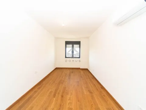 Sale, two bedroom apartment, 127m², Tološi, Podgorica - image 5