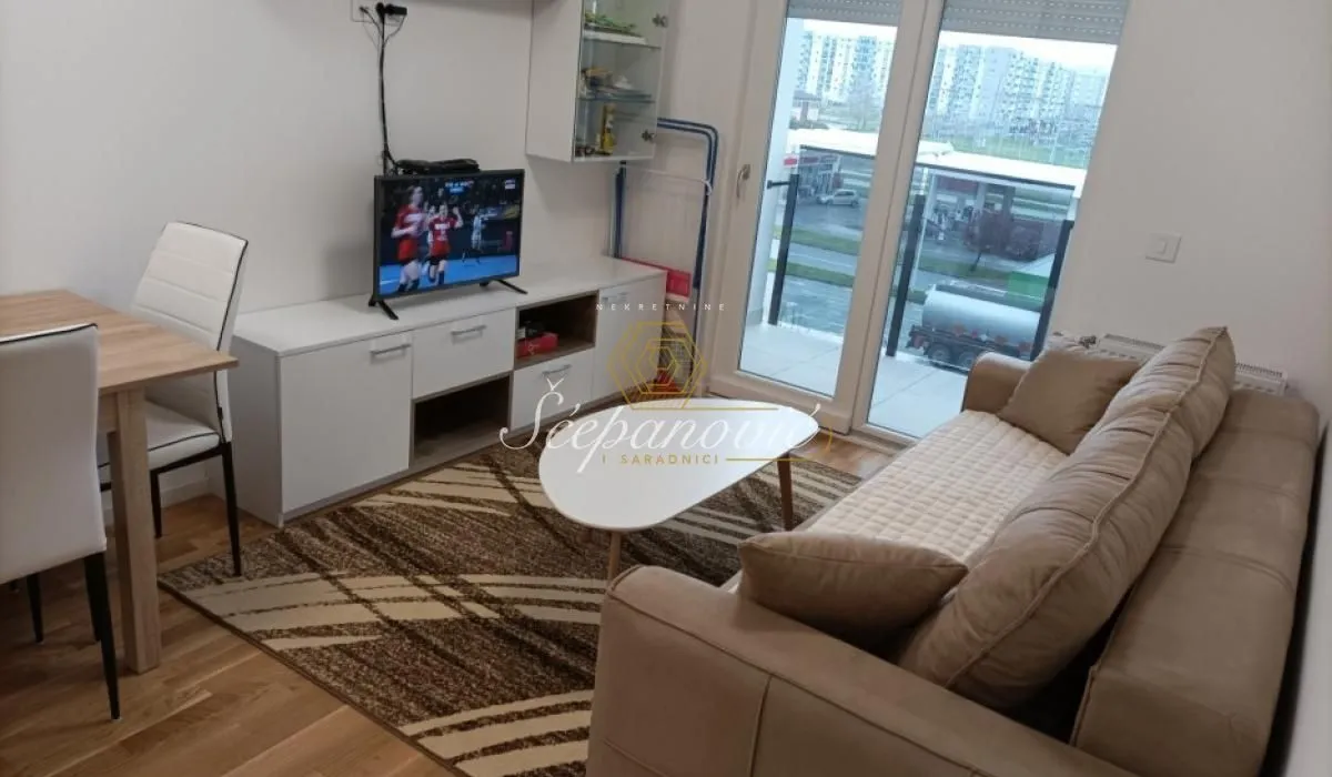 Prodaja, jednosoban stan, 40m², Šonsi, Novi Sad Sve Podlokacije