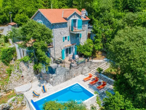 Kuća in Luštica