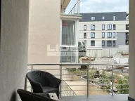 Izdavanje, četvorosoban stan, 100m², Savski Venac, Beograd - image 12