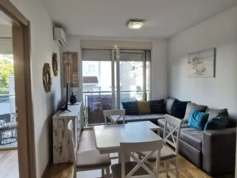 Sale, one bedroom apartment, 35m², Centar, Budva - image 10