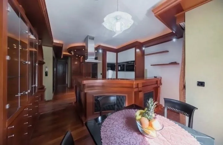 Sale, two bedroom apartment, 90m², Dobrota, Kotor