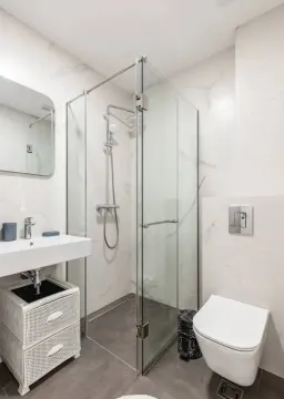 Rent, one bedroom apartment, 50m², Bečići, Budva - image 10