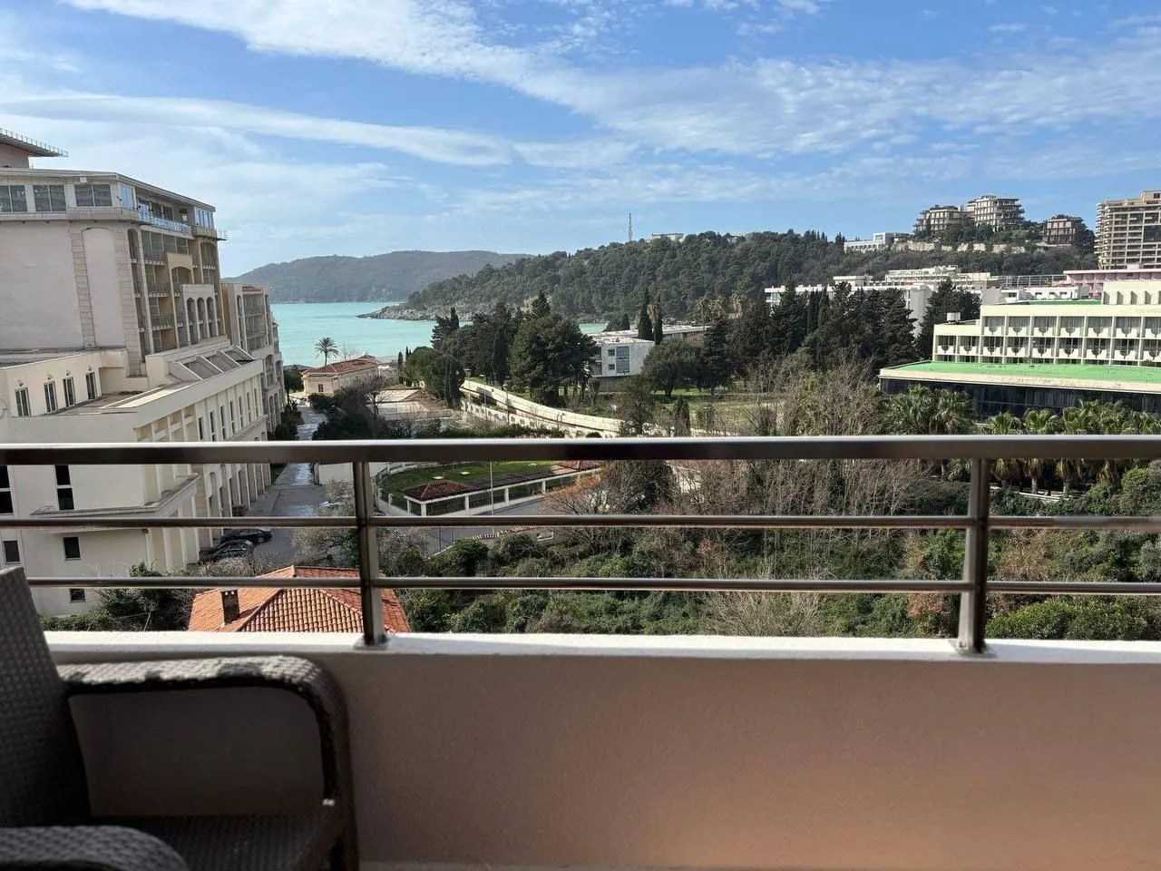Sale, one bedroom apartment, 71m², Bečići, Budva