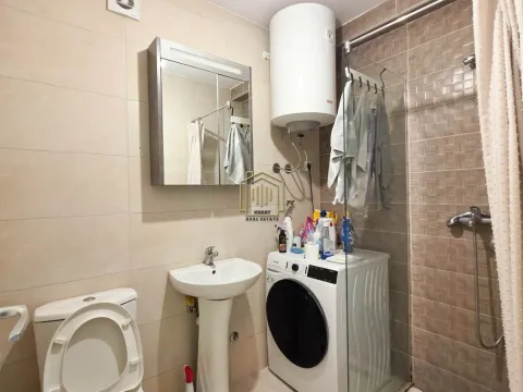 Prodaja, jednosoban stan, 46m², Stari Aerodrom, Podgorica - image 7