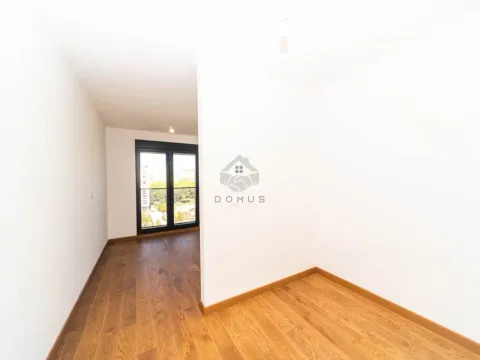 Prodaja, dvosoban stan, 110m², Tološi, Podgorica - image 10