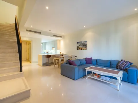 Prodaja, dvosoban stan, 152m², Porto Montenegro, Tivat - image 2