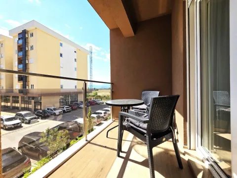Izdavanje, stan, 48m², New City, Podgorica - image 11