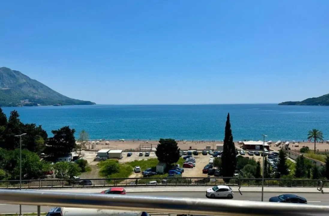 Sale, two bedroom apartment, 99m², Bečići, Budva