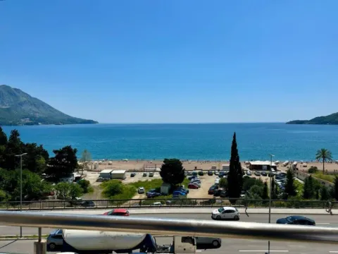 Sale, two bedroom apartment, 99m², Bečići, Budva