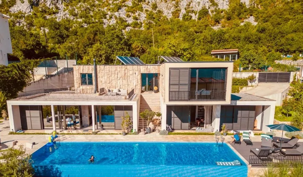 Prodaja, kuća, 520m², Dobrota, Kotor