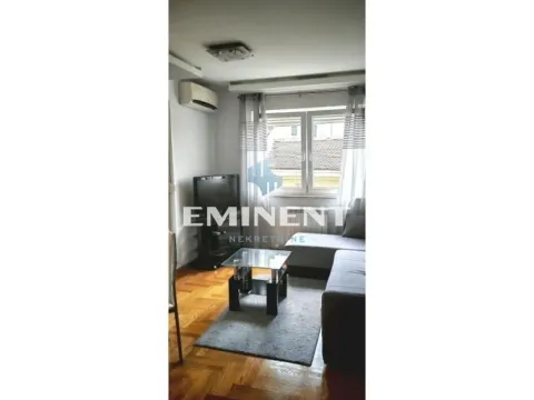Izdavanje, dvosoban stan, 40m², Đeram Pijaca, Beograd - image 2